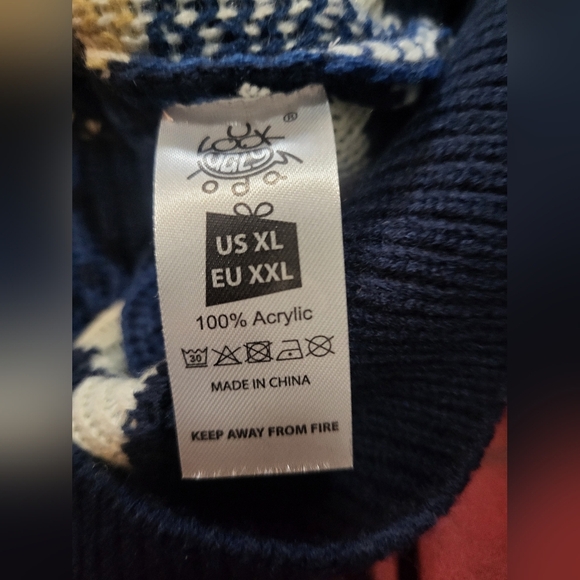 You Look Ugly Today -  Unisex Filthy Animal Ugly Christmas Sweater - Size XL - Picture 2 of 5